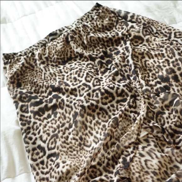 Maurices Medium Leopard Wrap Skirt - Picture 6 of 7